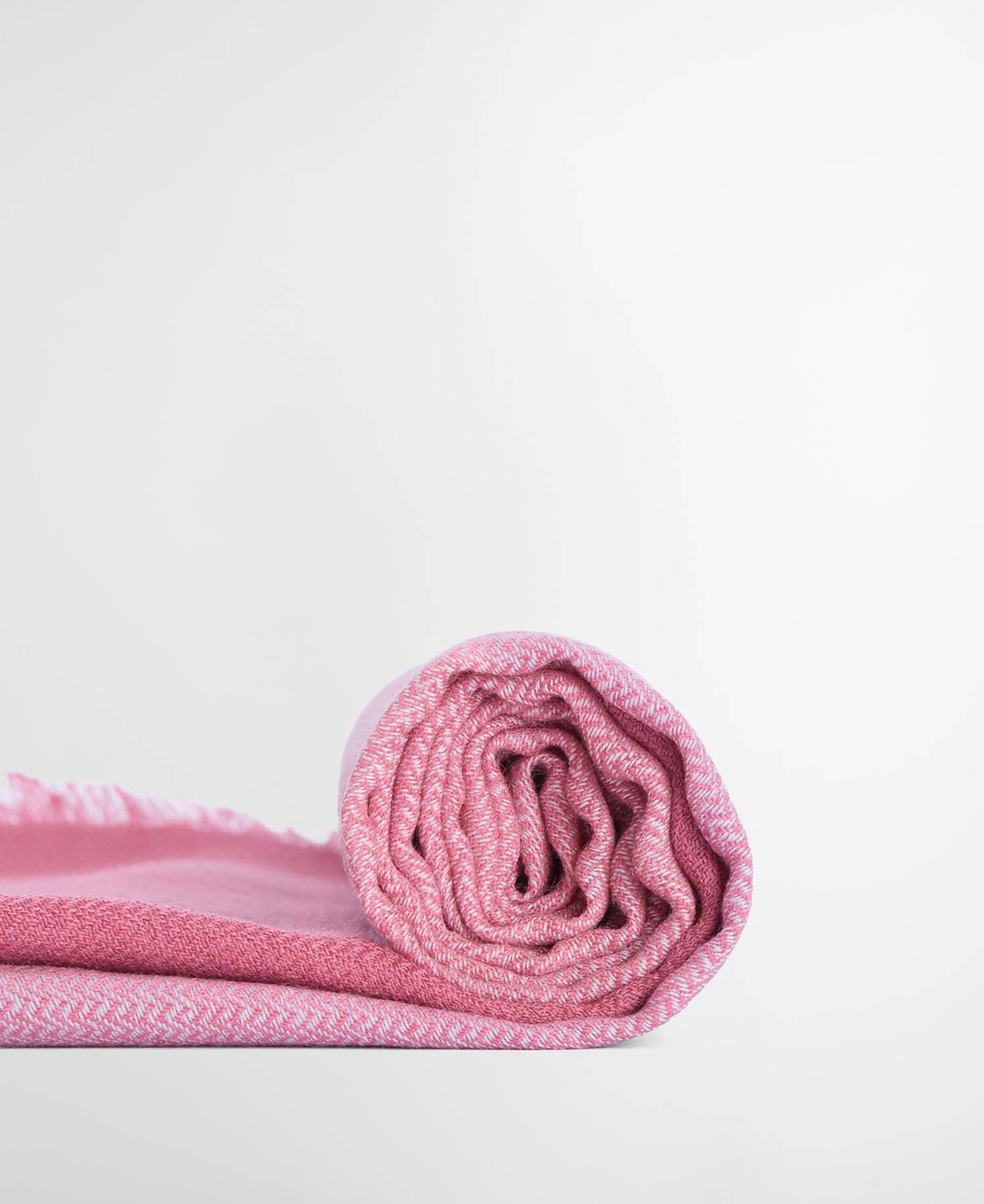 Sciarpa in tartan Cynthia image number 3