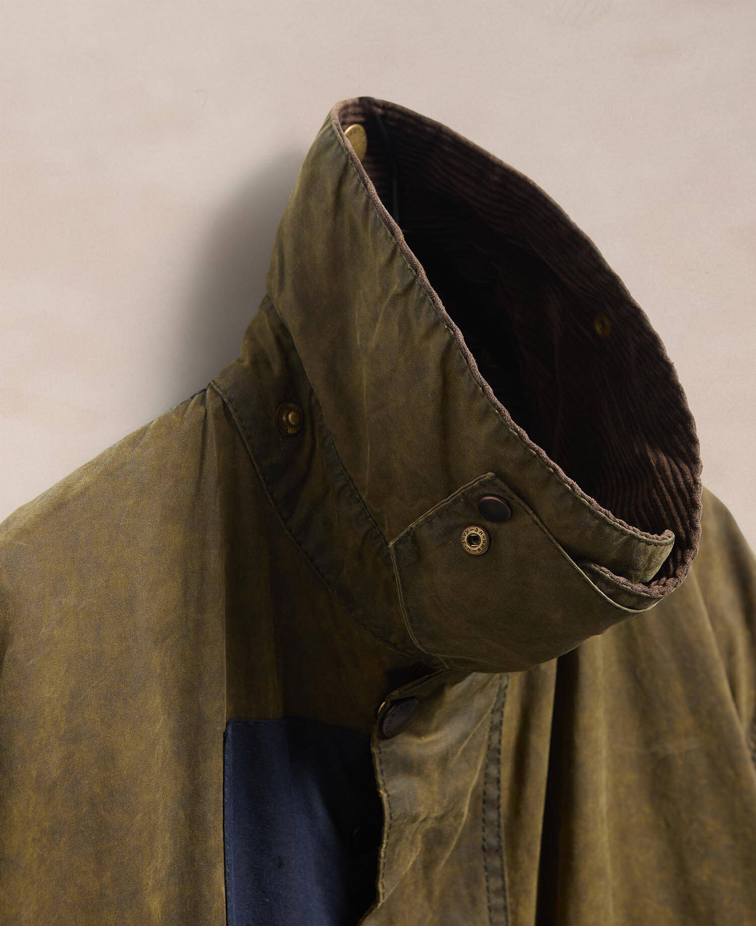 Barbour Re-loved Supa Men's Border Waxed Jacket - Size 42 image number 4