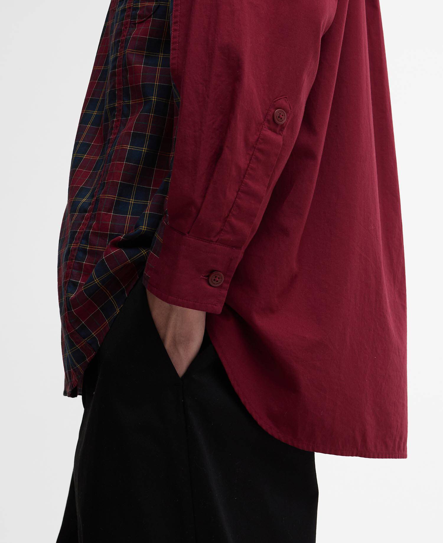 Barbour x Feng Chen Wang Split Pocket Long-Sleeved Tartan Shirt Cardinal Tartan image number 8