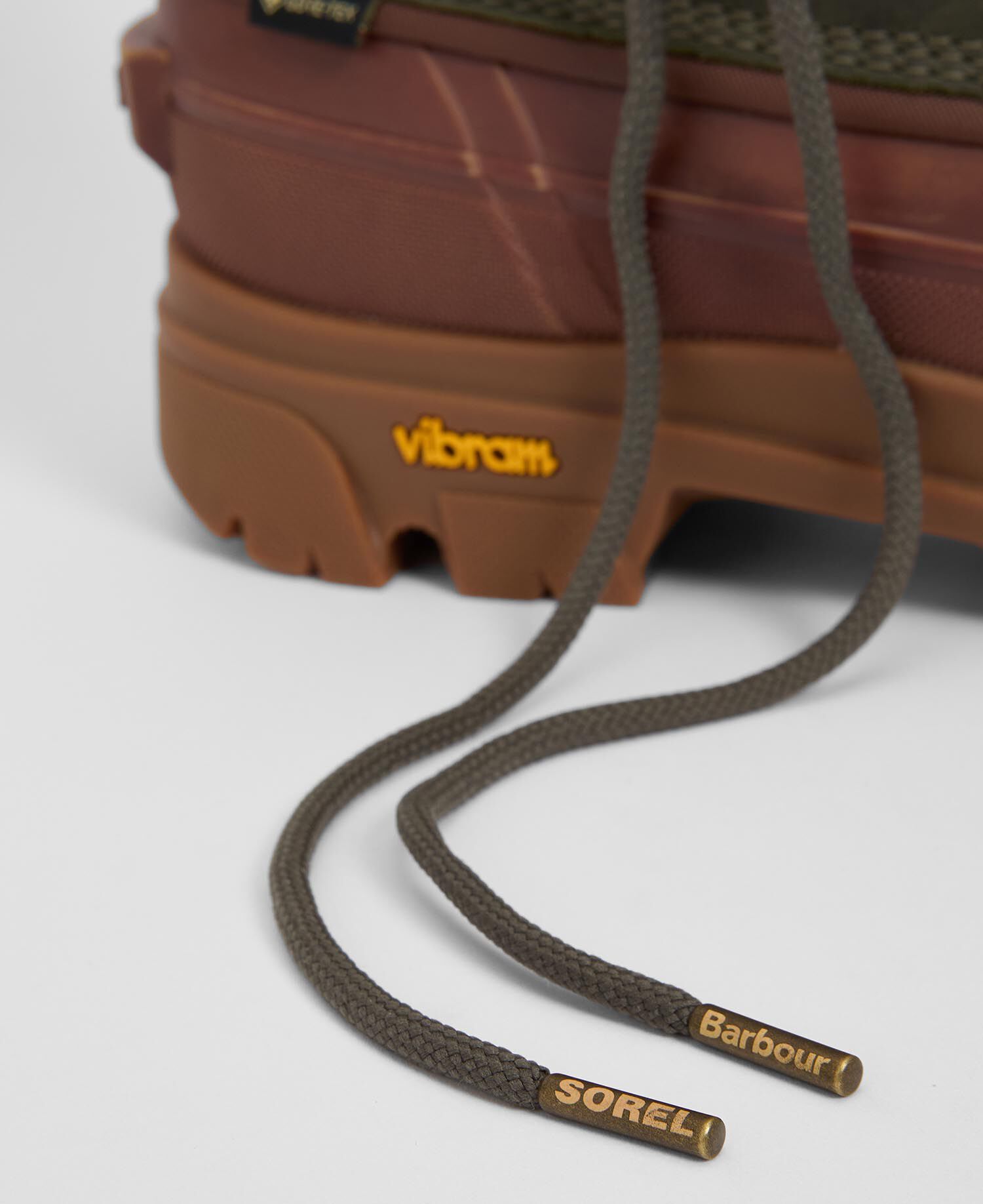 Barbour x SOREL Caribou Horizon GTX Waterproof Boots Olive / Dark Brown