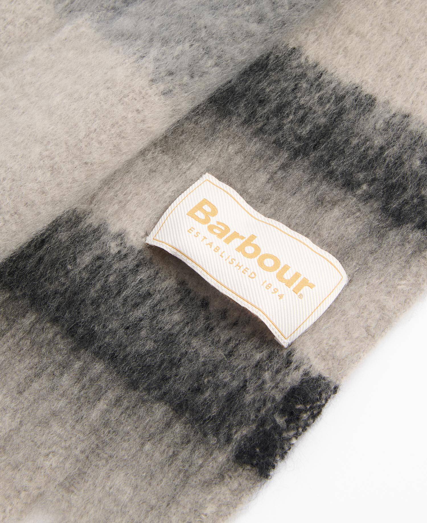 Isla Tartan Boucle Scarf image number 2