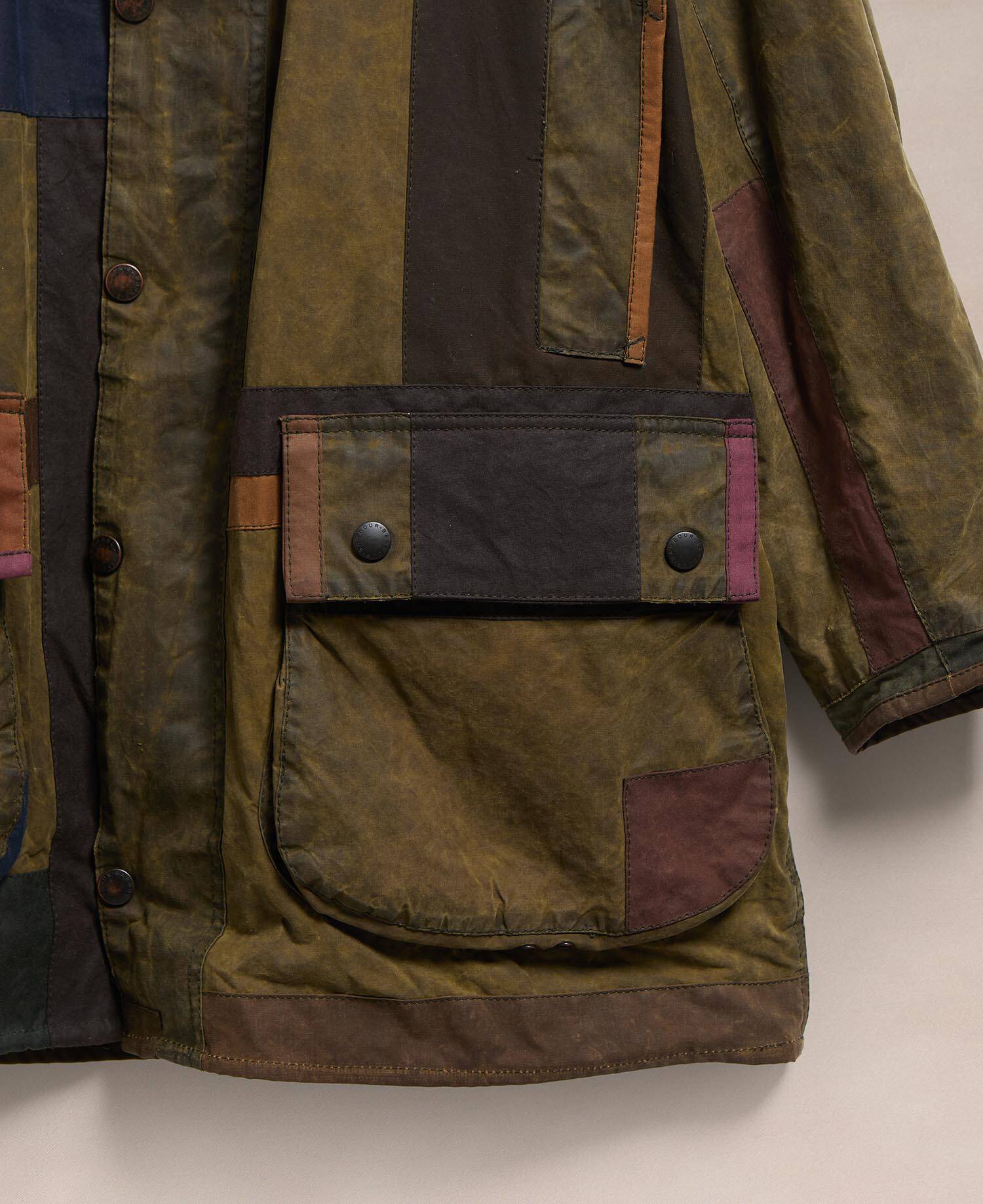 Barbour Re-loved Supa Men's Border Waxed Jacket - Size 42 image number 3