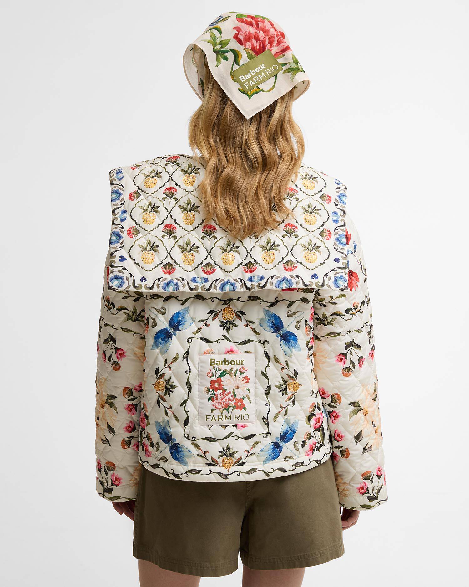 Barbour FARM Rio Azelia Quilted Jacket Cream Spring Petal\Flower Cream image number 2