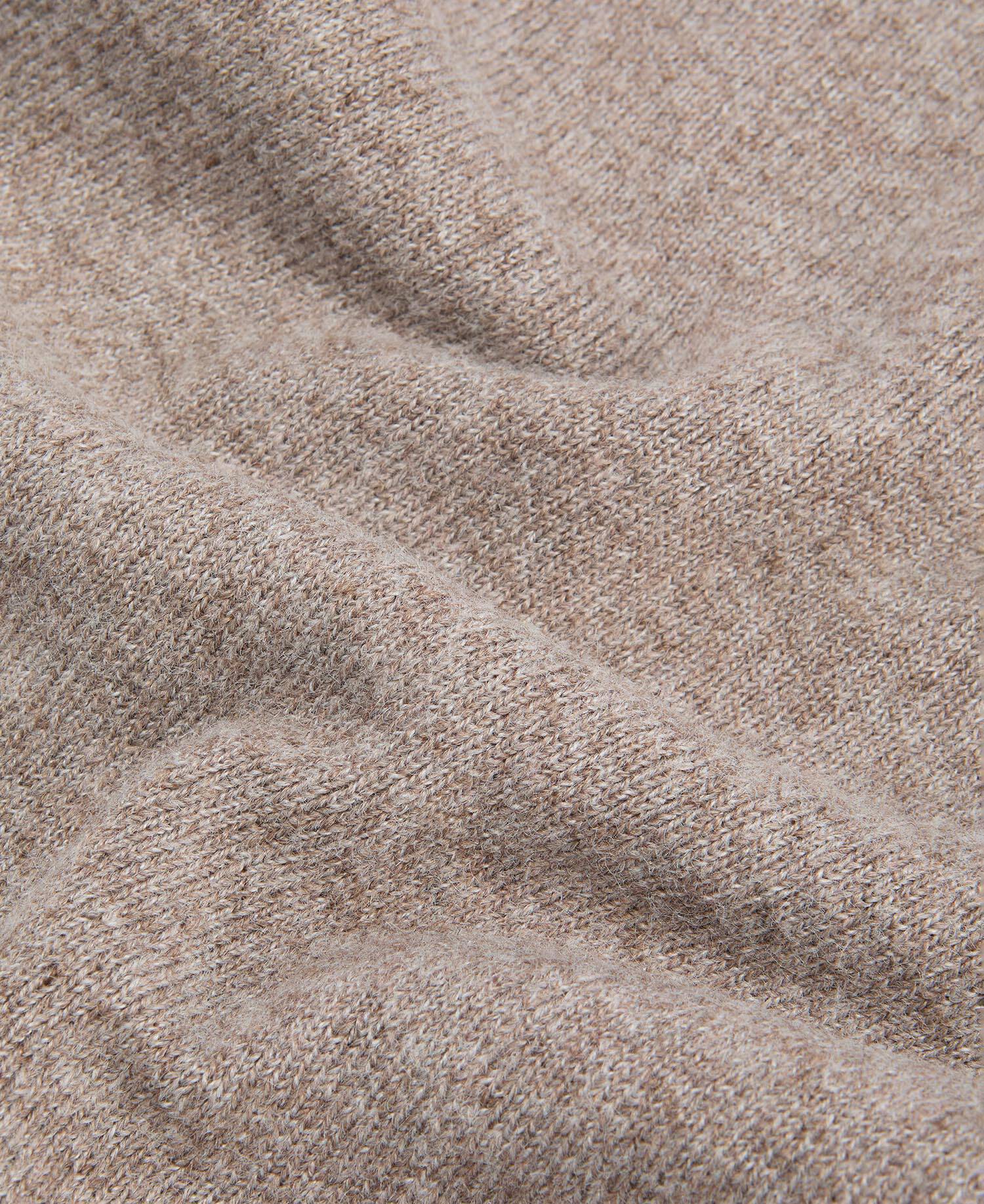 Winona Beanie and Scarf Gift Set image number 8