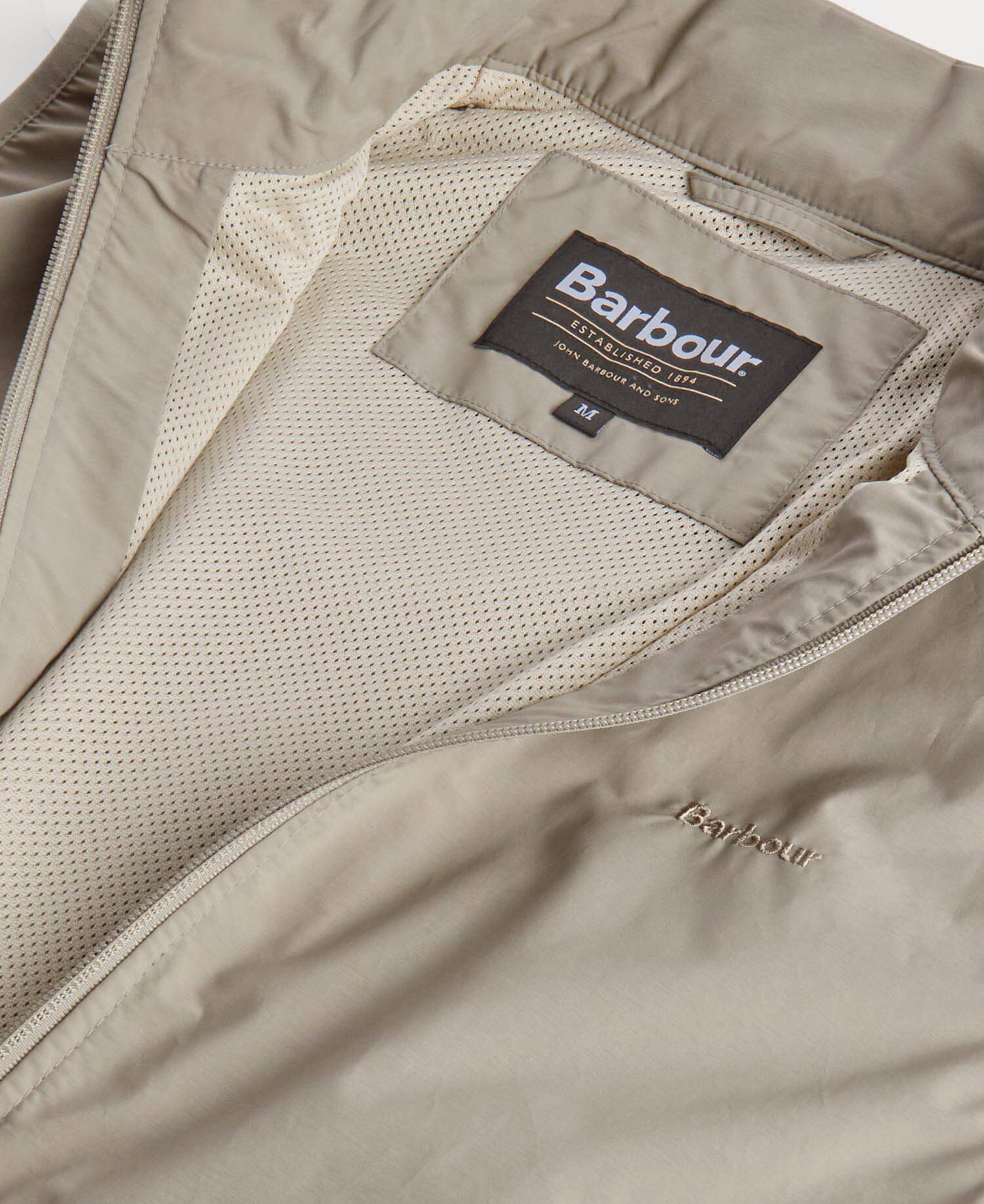 Rye Lightweight Gilet image number 6