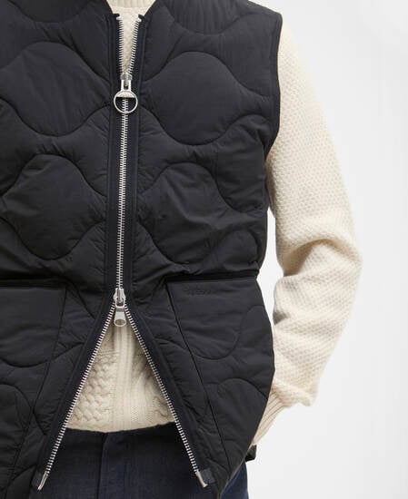 Barbour x ARKET Aron Gilet Black