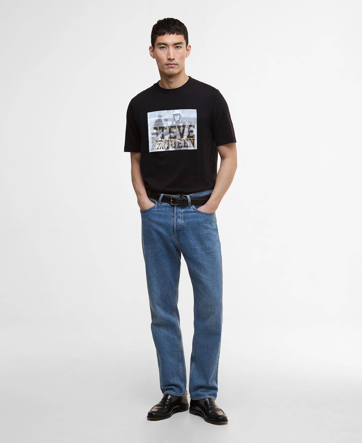 T-Shirt Scape image number 1