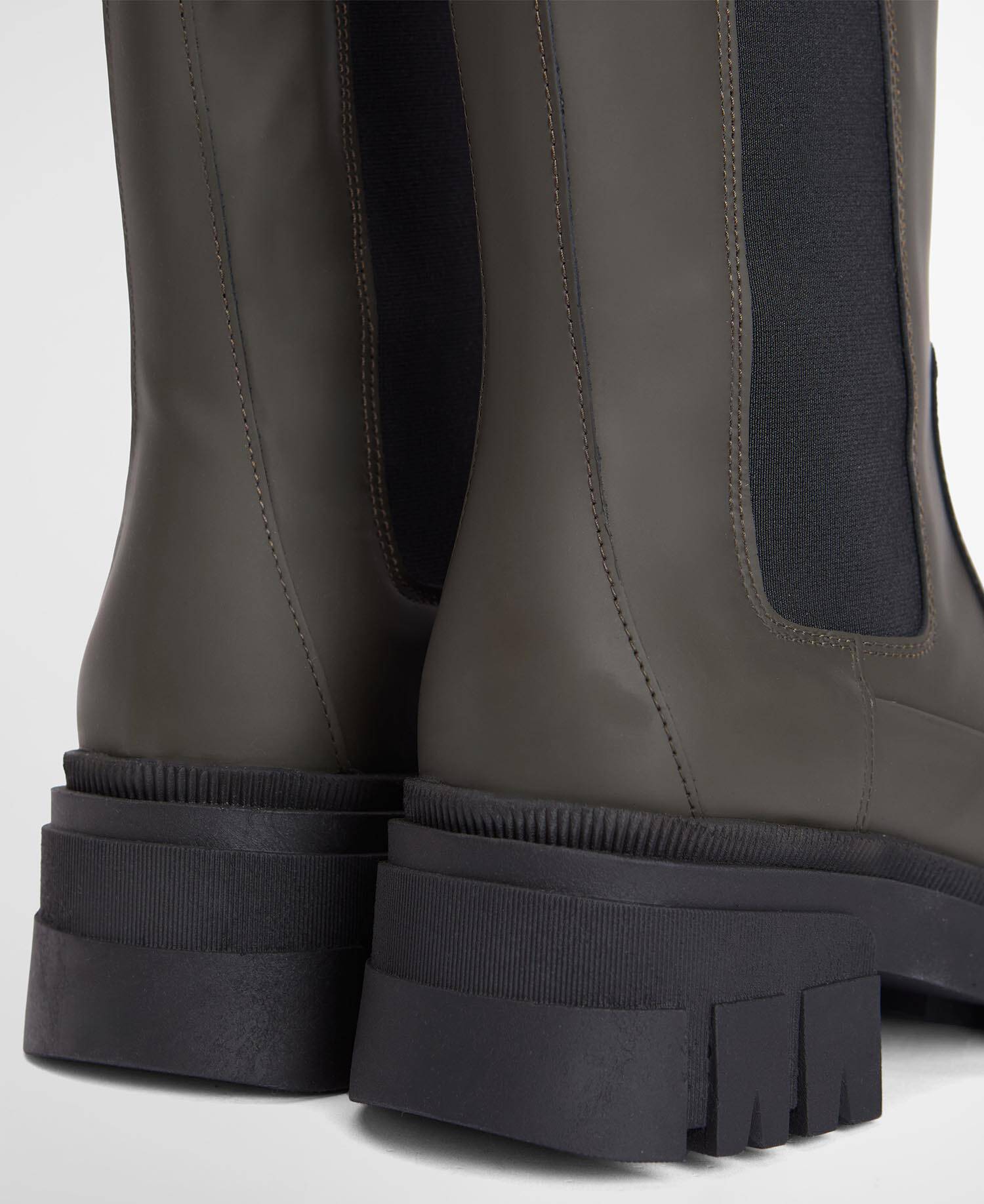 Sidneigh Chelsea Boots image number 2