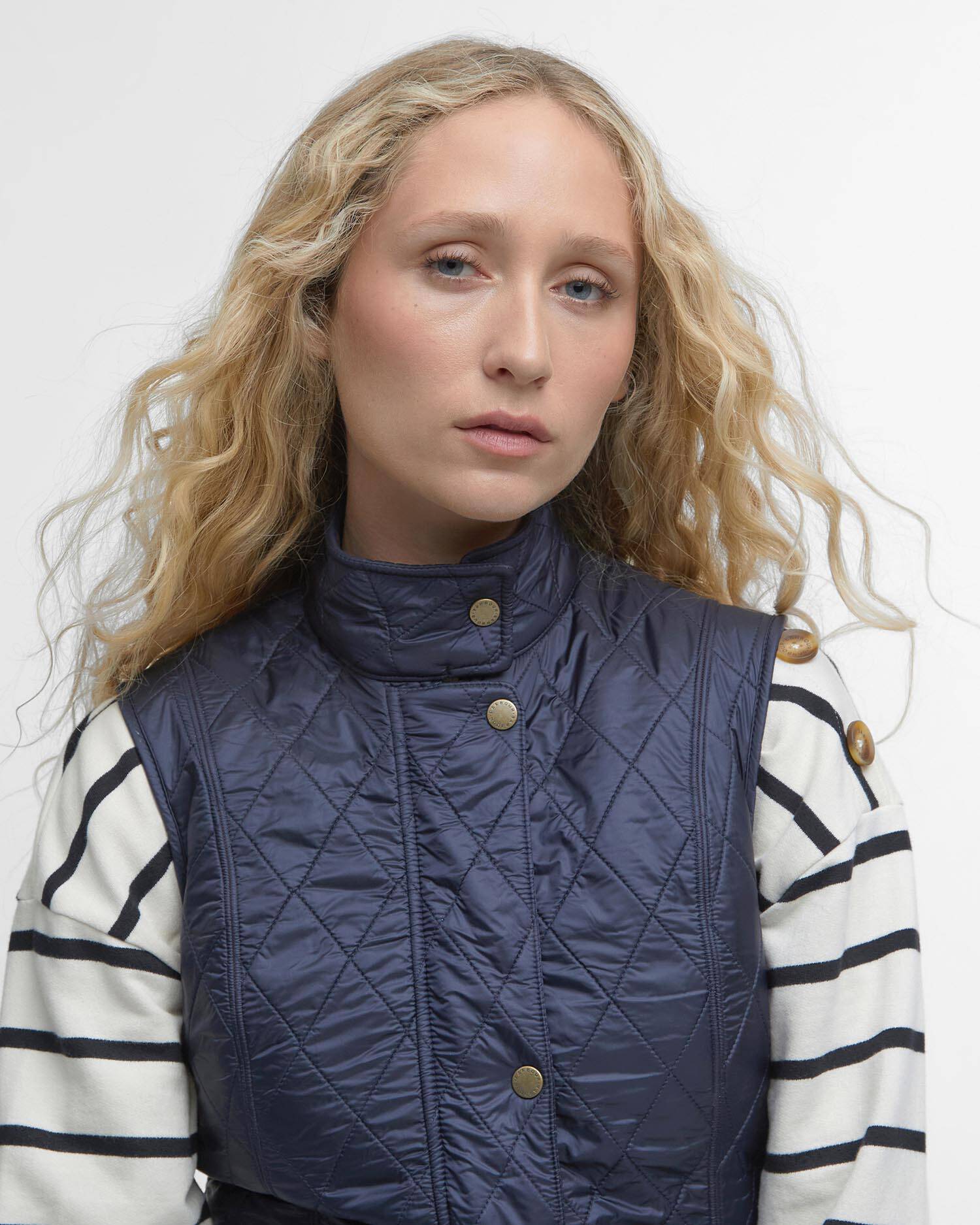 Wray Gilet image number 3