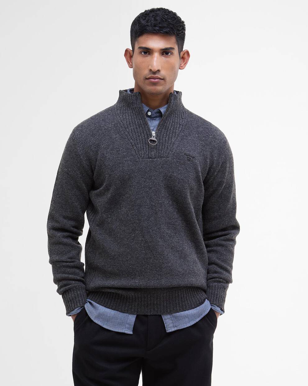 Pullover Essential Half Zip