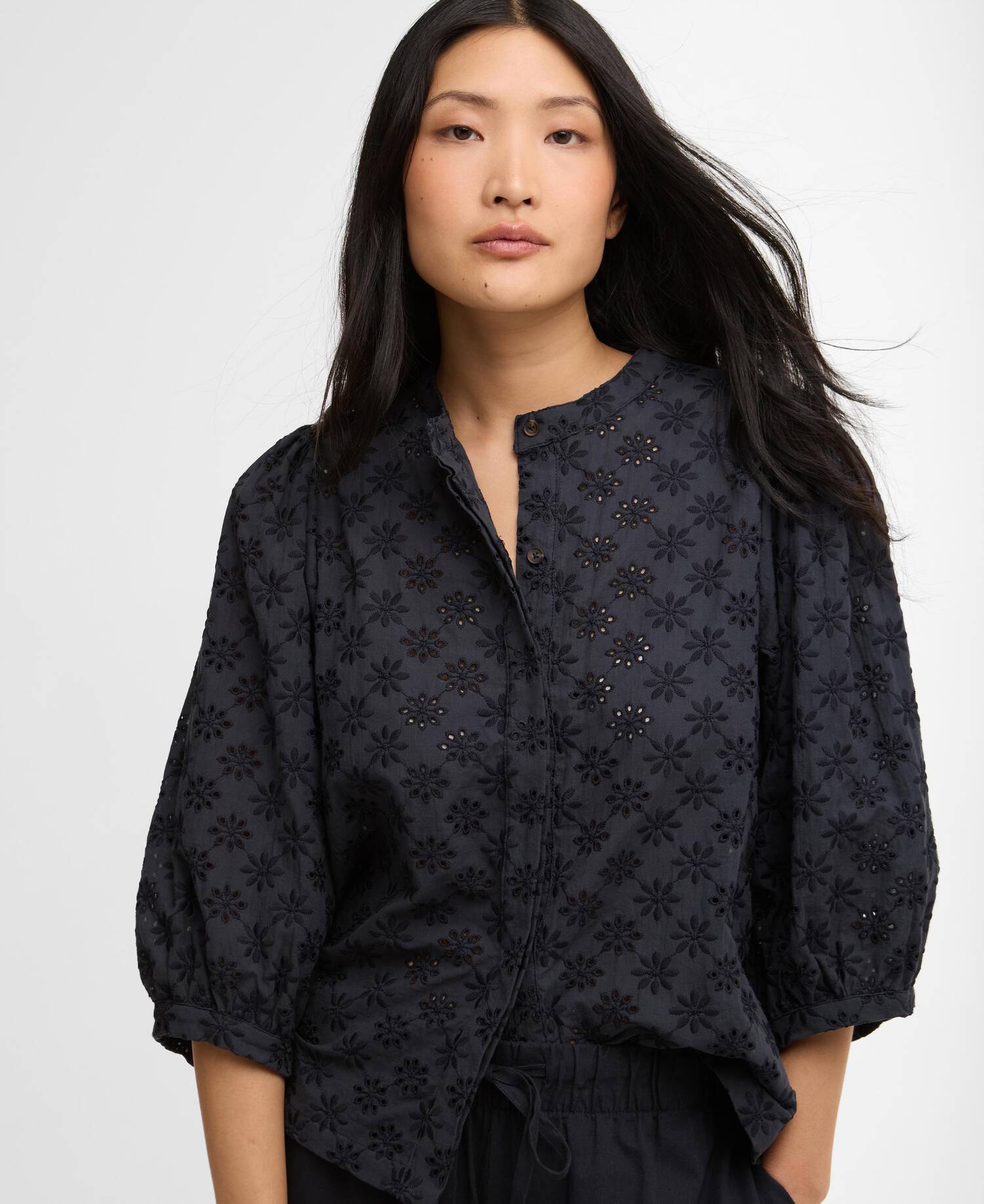 Layla Broderie Anglaise Shirt Dark Navy image number 3