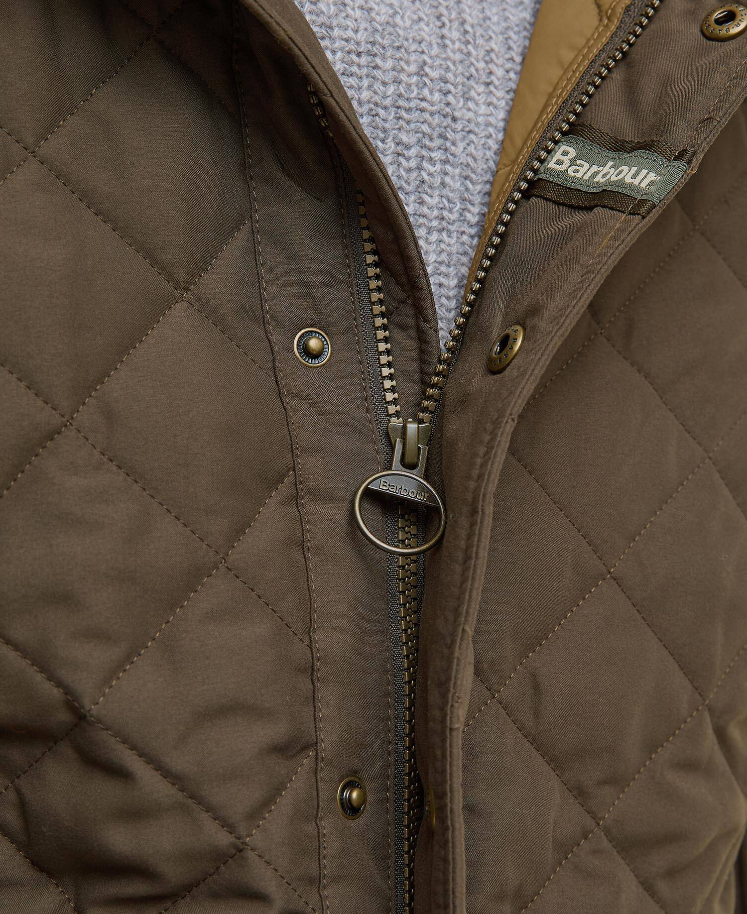 Shoveler Quilted Jacket image number 6