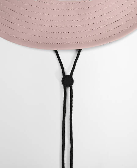 Thorpe Showerproof Bucket Hat Gardenia