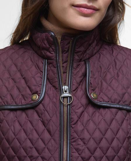 Dahlia Gilet Black Cherry Dahlia Gilet Black Cherry