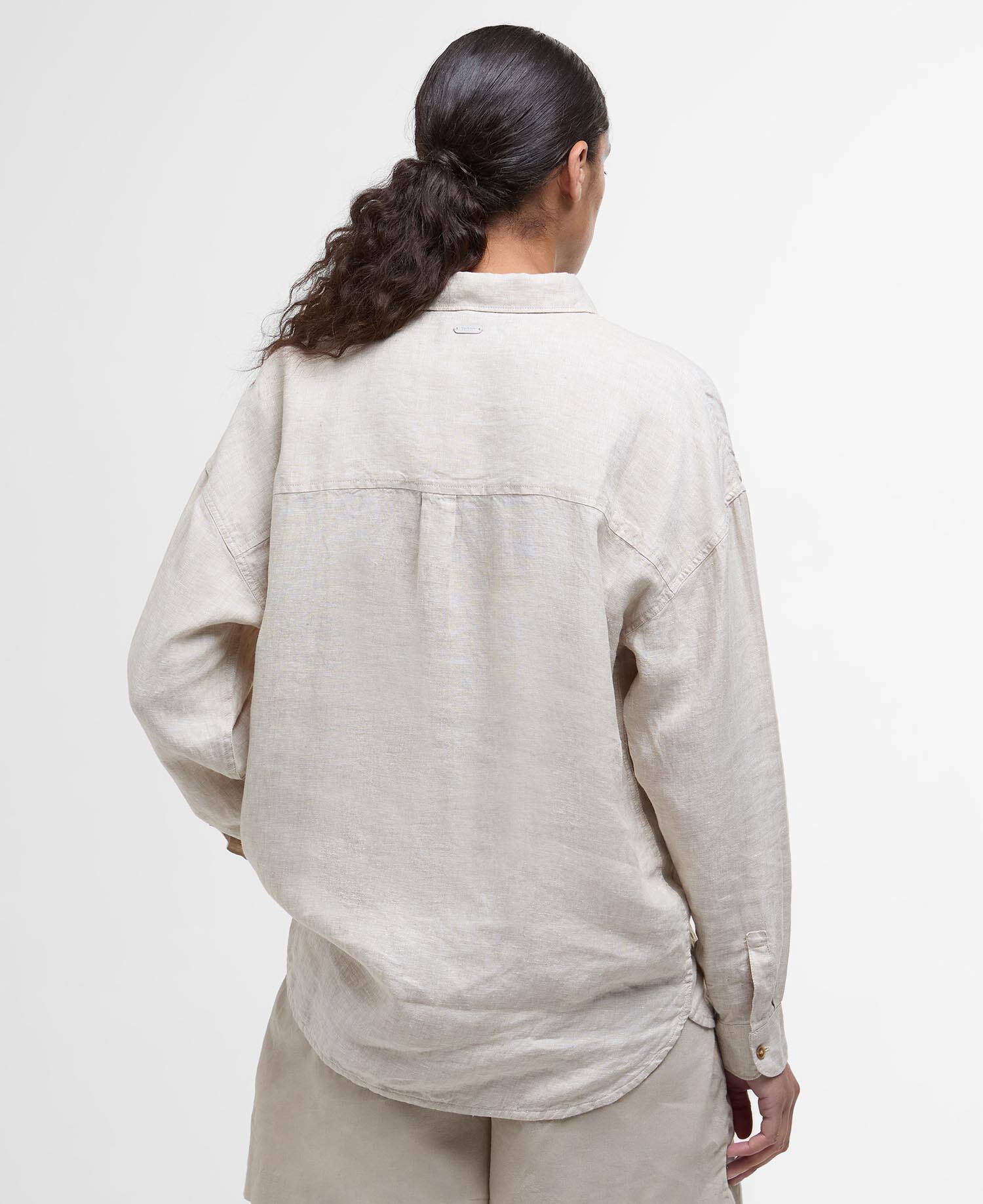 Hampton Relaxed Linen Shirt Light Sand image number 2