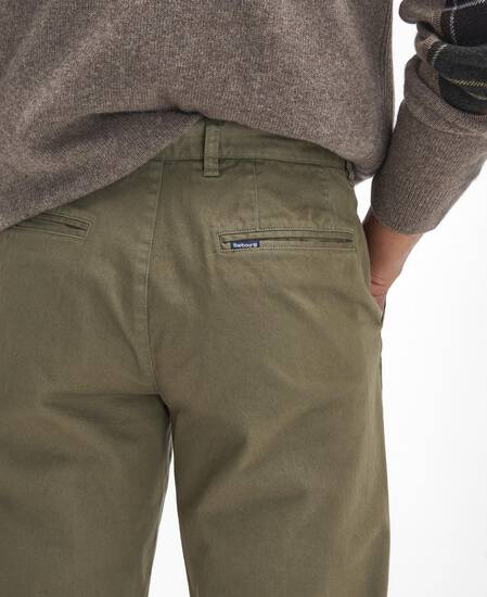 Pantaloni in tessuto stretch lavato dalla vestibilità leggermente aderente 