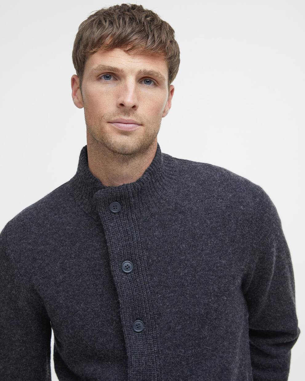 Pullover Essential Patch Zip Through