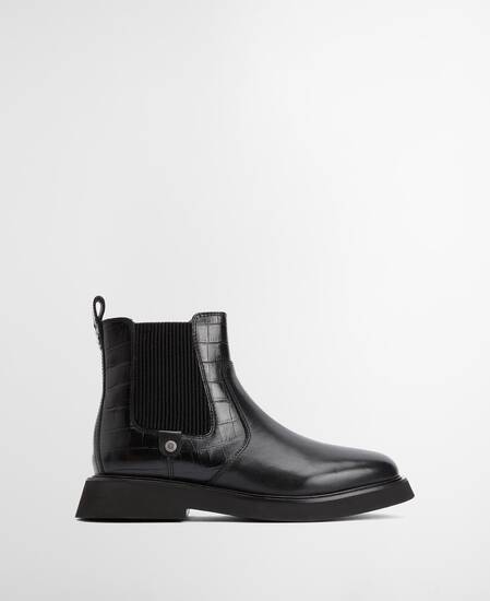 Delfine Chelsea Boots Black