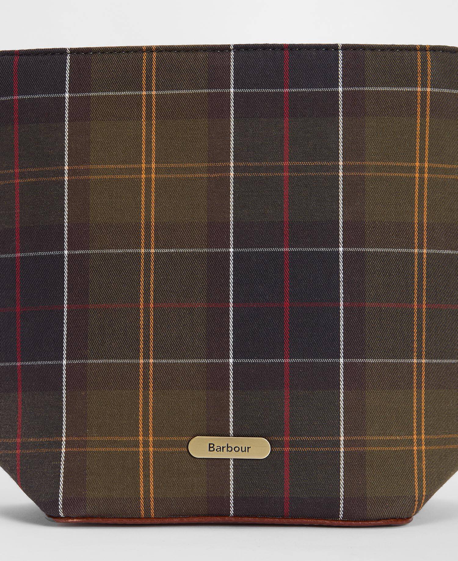 Cedar Tartan Bucket Bag Classic Tartan image number 4