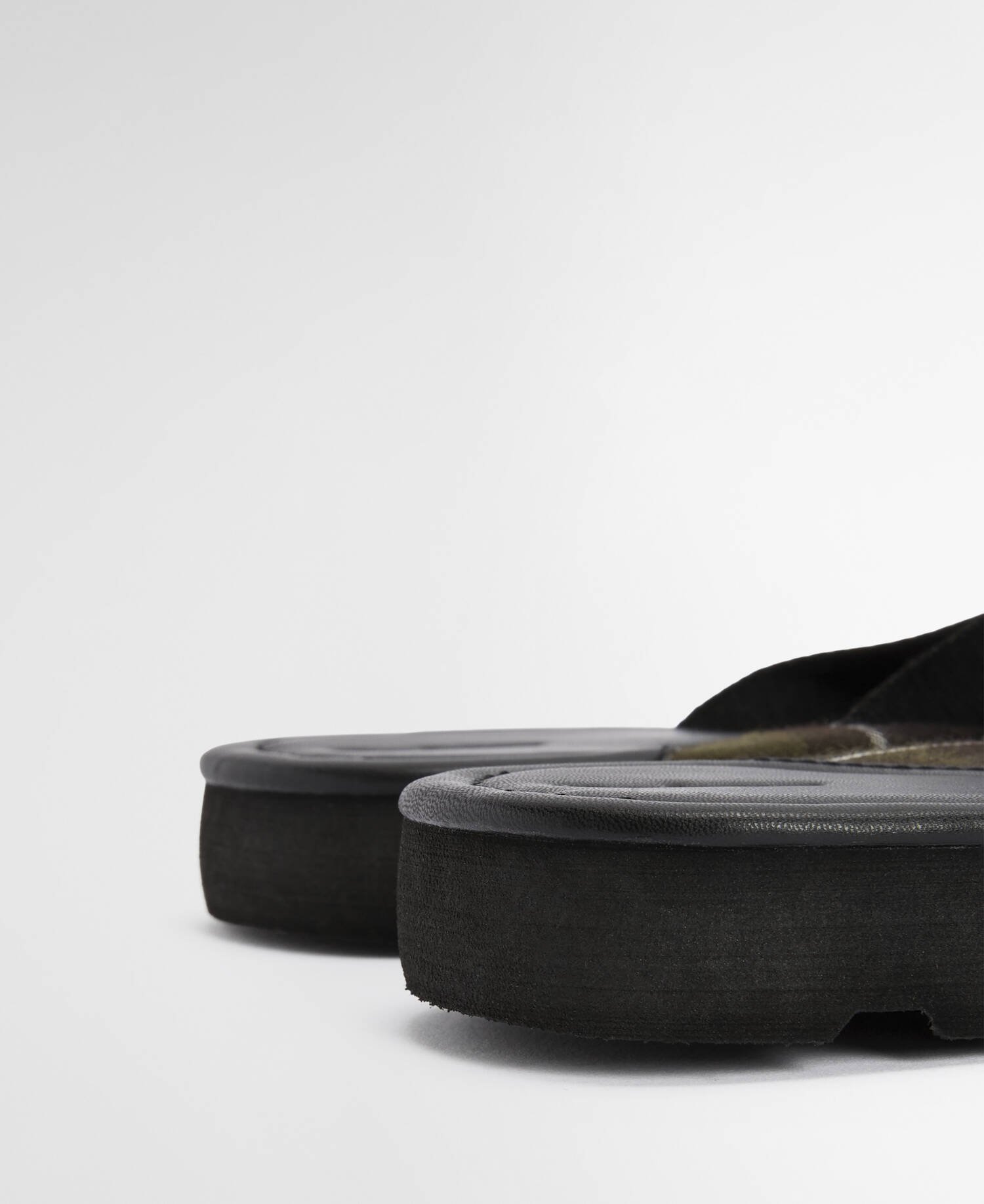 Harker Sandal image number 3