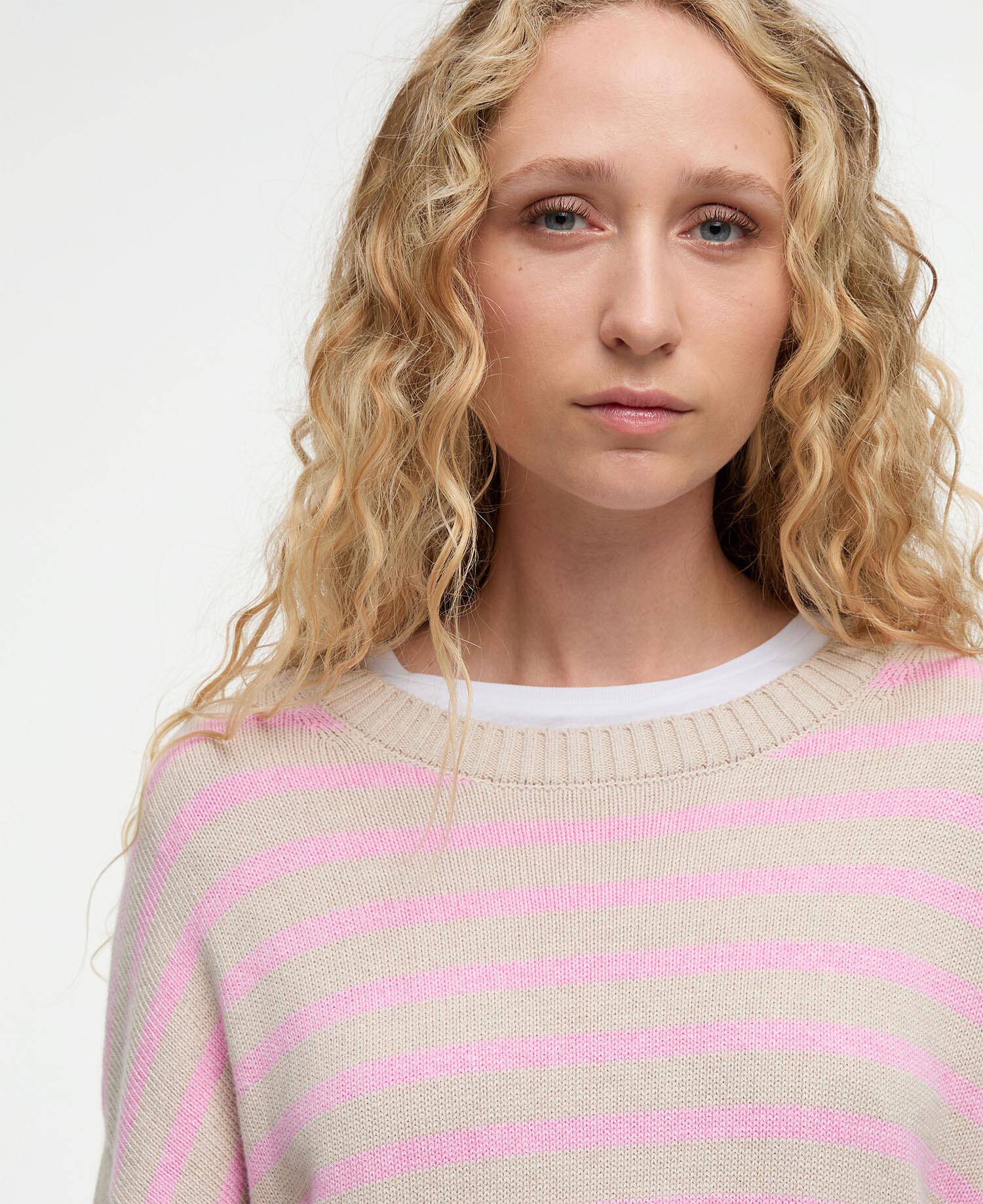 Maglione girocollo lavorato Rosie Oat/Cherry Blossom Stripe image number 3