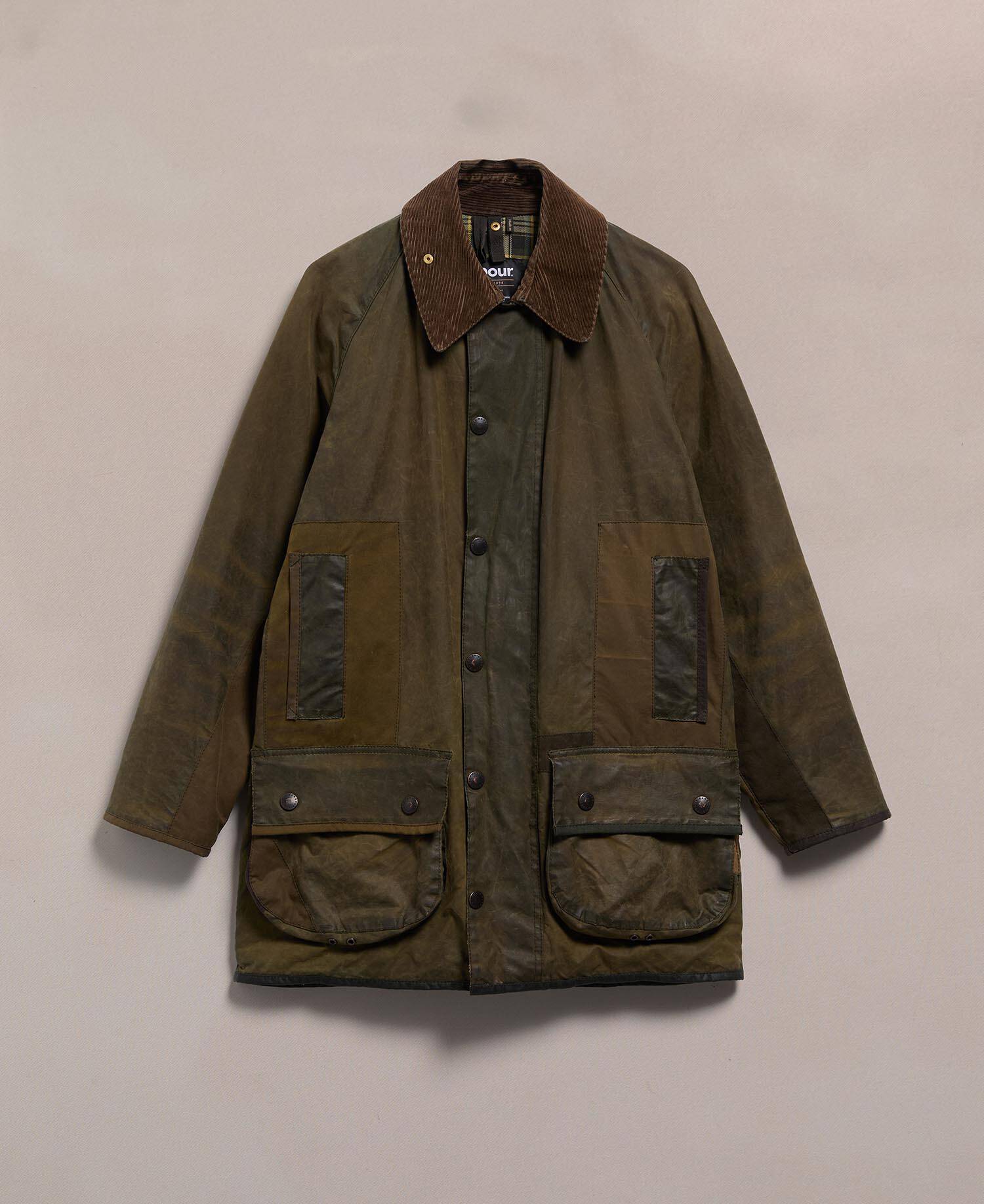 Barbour Re-loved Men's Beaufort Waxed Jacket - Size 36 Olive image number 0