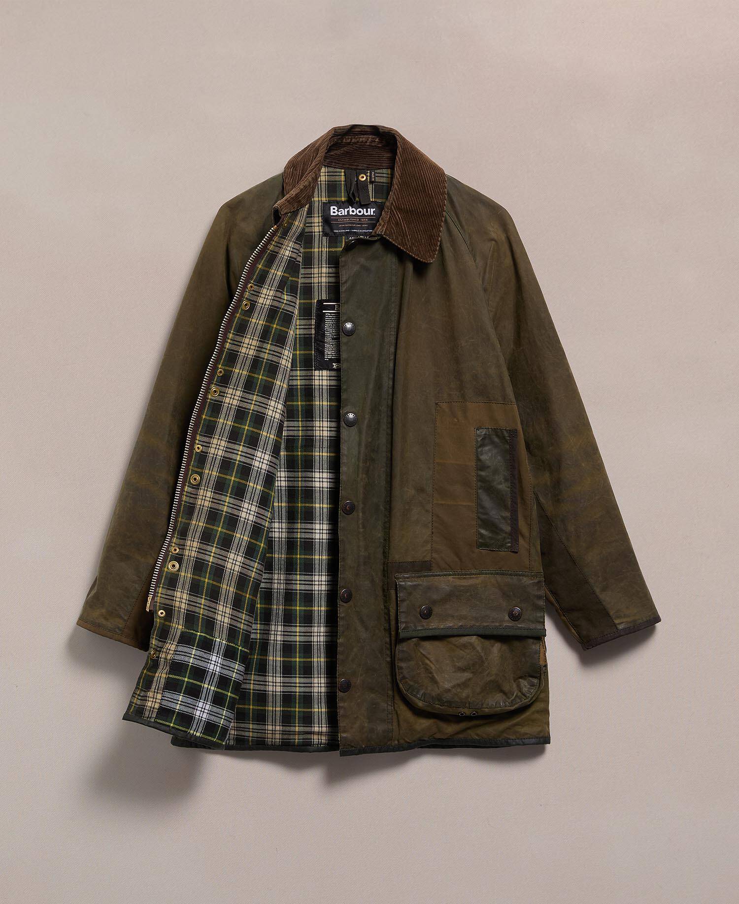 Barbour Re-loved Men's Beaufort Waxed Jacket - Size 36 Olive image number 1