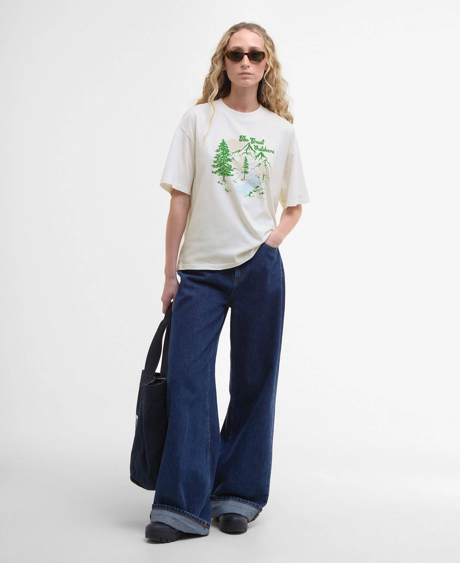 Emberly T-Shirt image number 1