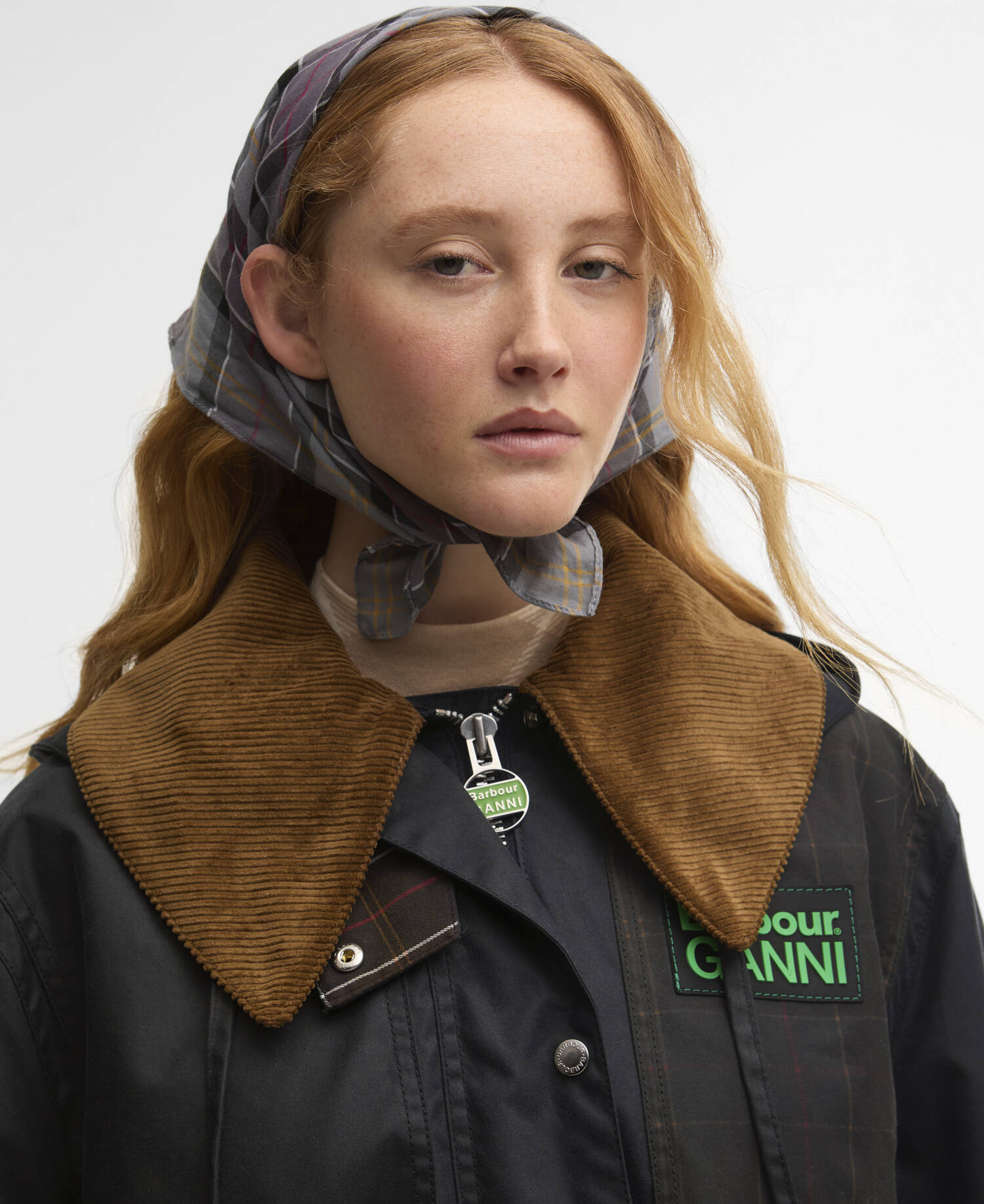 Barbour x GANNI Waxed Duffle Coat image number 4