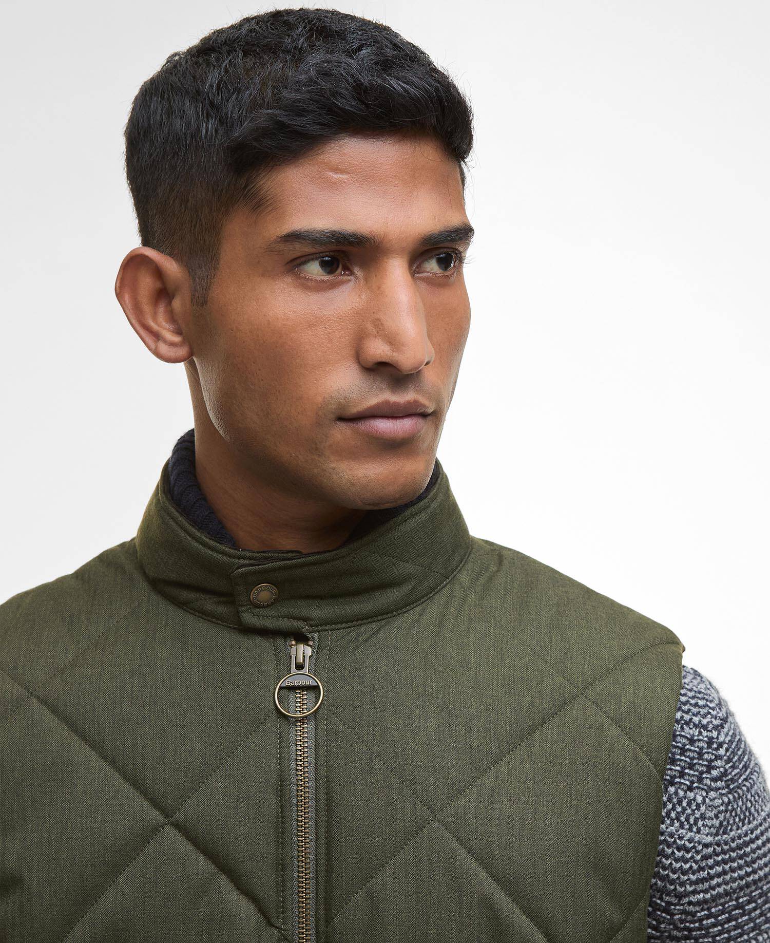 City Harrington Quilted Gilet Olive image number 2