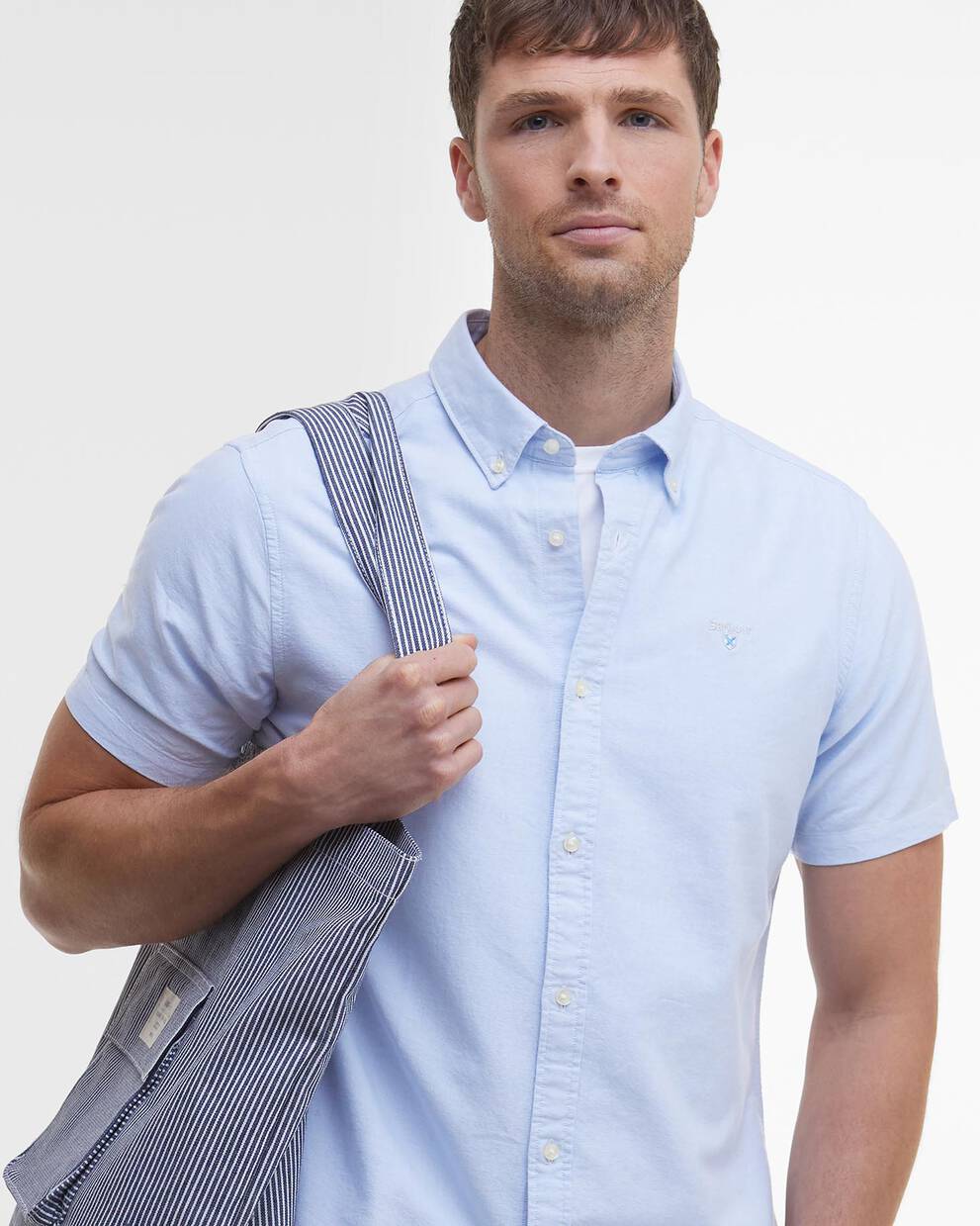 Oxtown Oxford Tailored Short-Sleeved Shirt