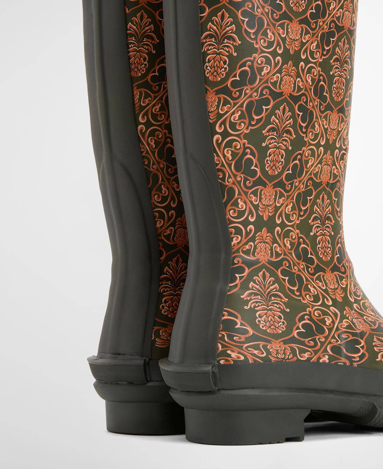 Barbour FARM Rio Cami Wellingtons Pineapple Print image number 3