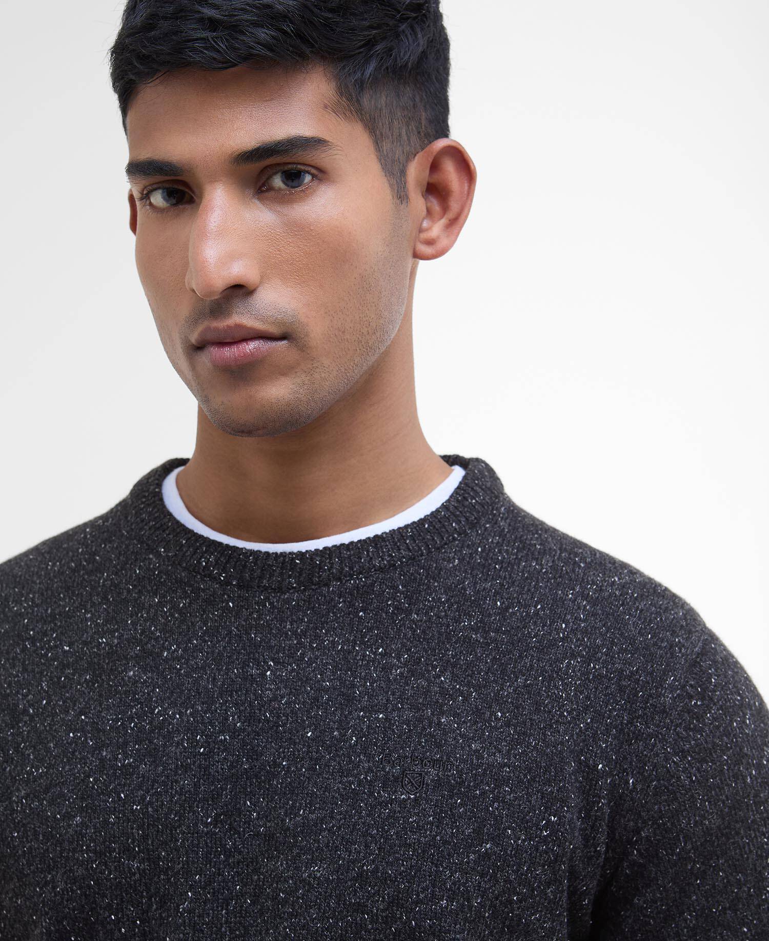 Essential Tisbury Crew-Neck Jumper image number 3
