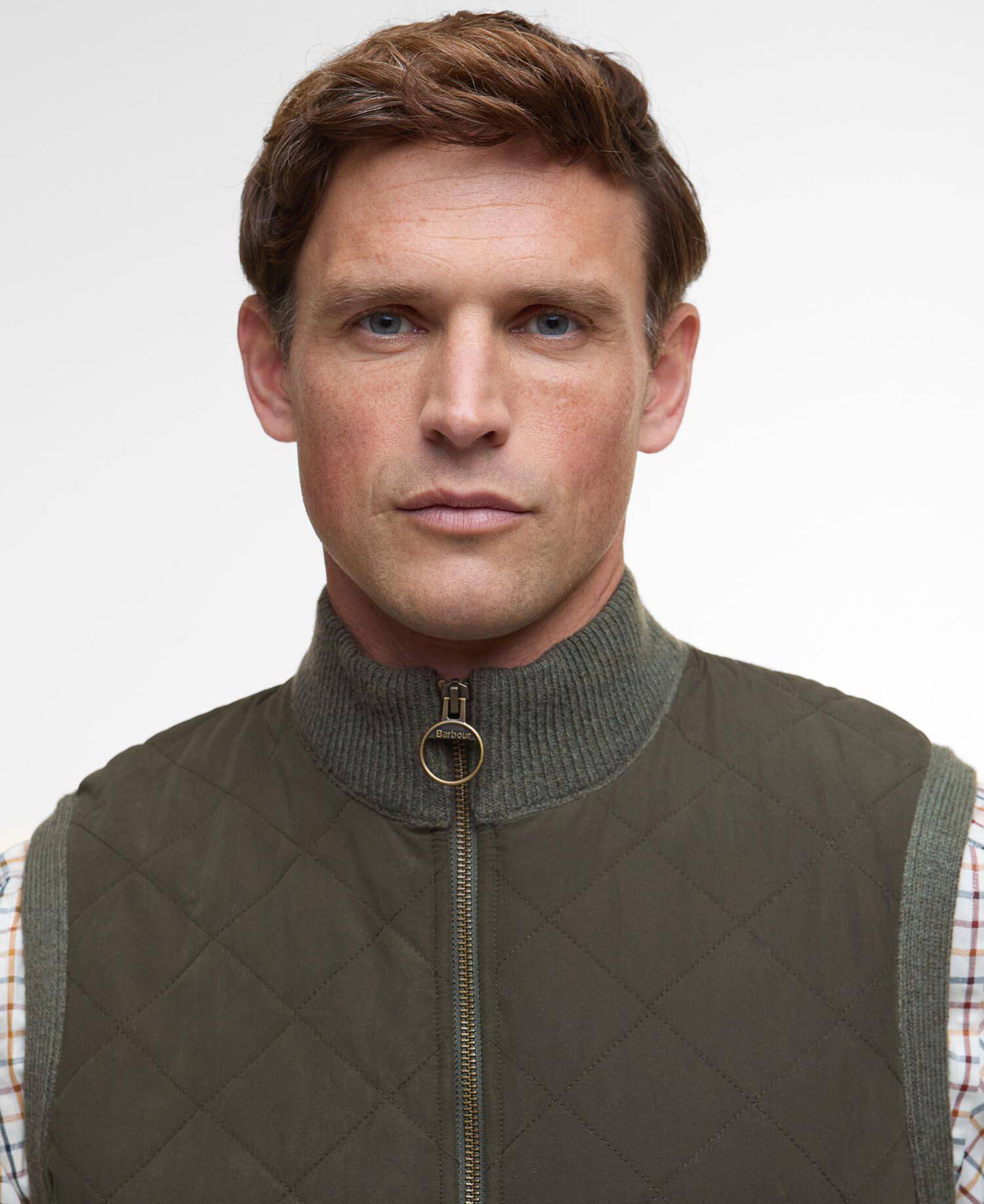 Shoveler Knitted Gilet image number 3