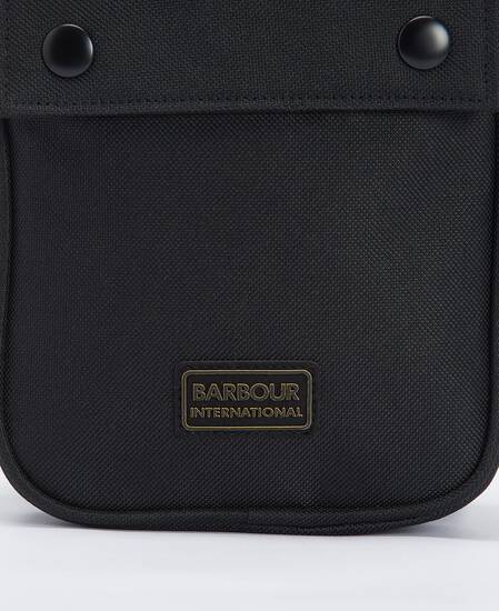 Knockhill Essential Crossbody Bag Classic Black