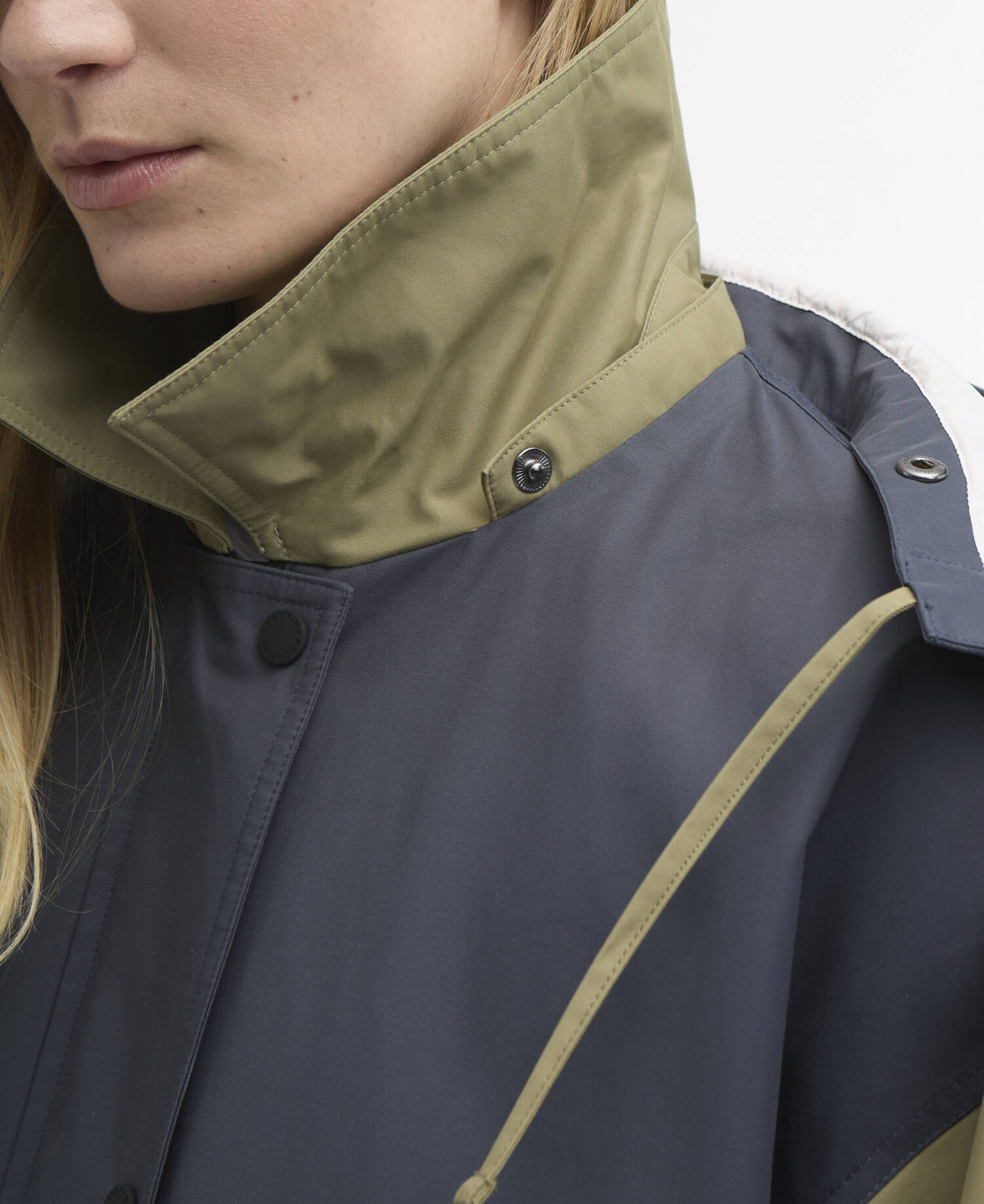 Blearigg Showerproof Jacket image number 4