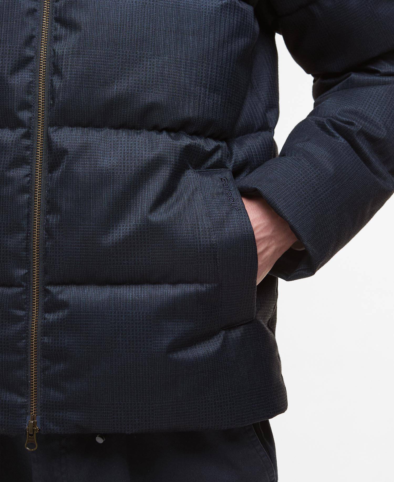 Northwood Puffer Jacket image number 5