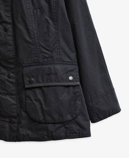 Barbour Re-Loved Beadnell Waxed Jacket - Size 14 Navy Barbour Re-Loved Beadnell Waxed Jacket - Size 14 Navy