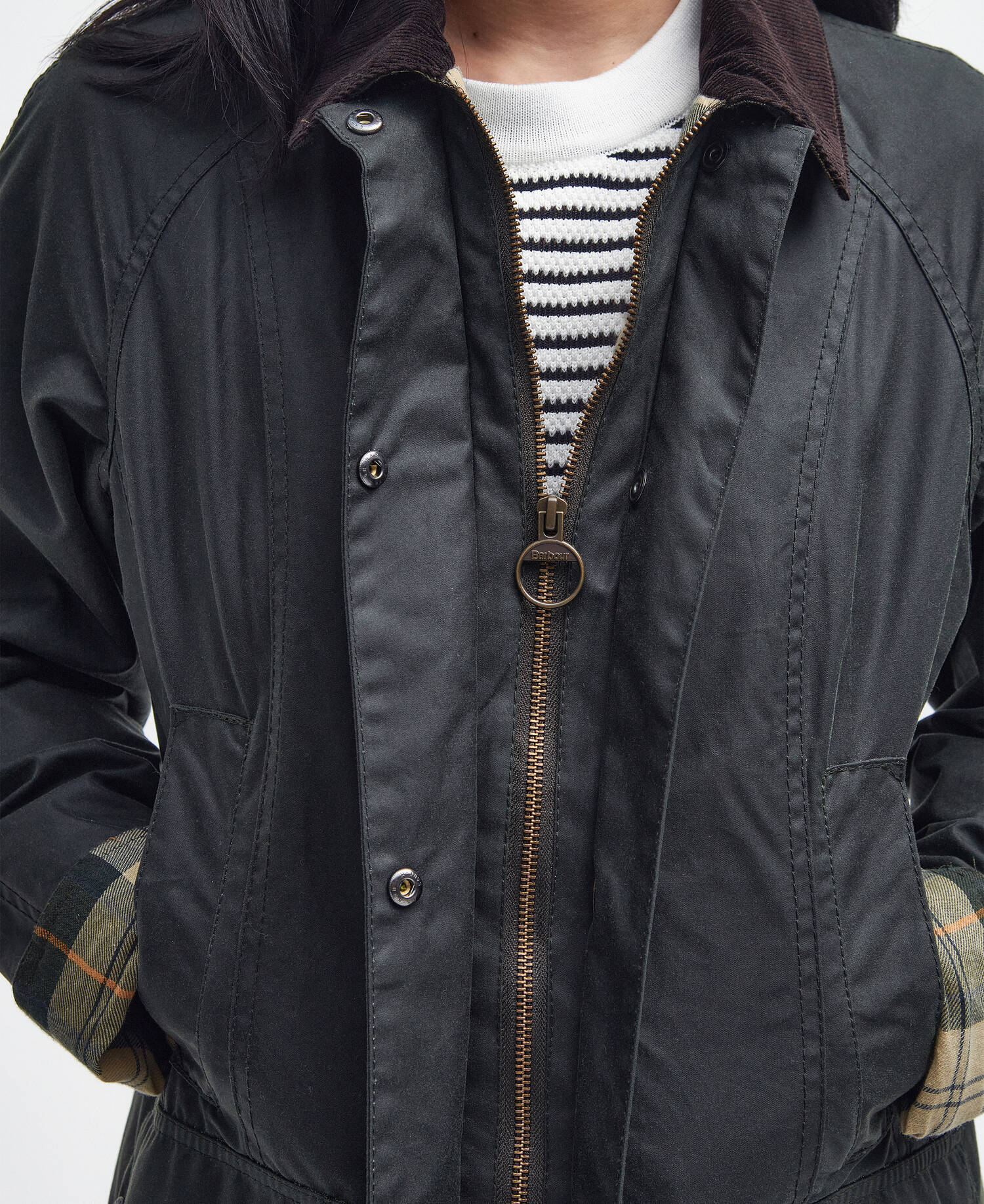 Beadnell&reg; Waxed Jacket Sage image number 5