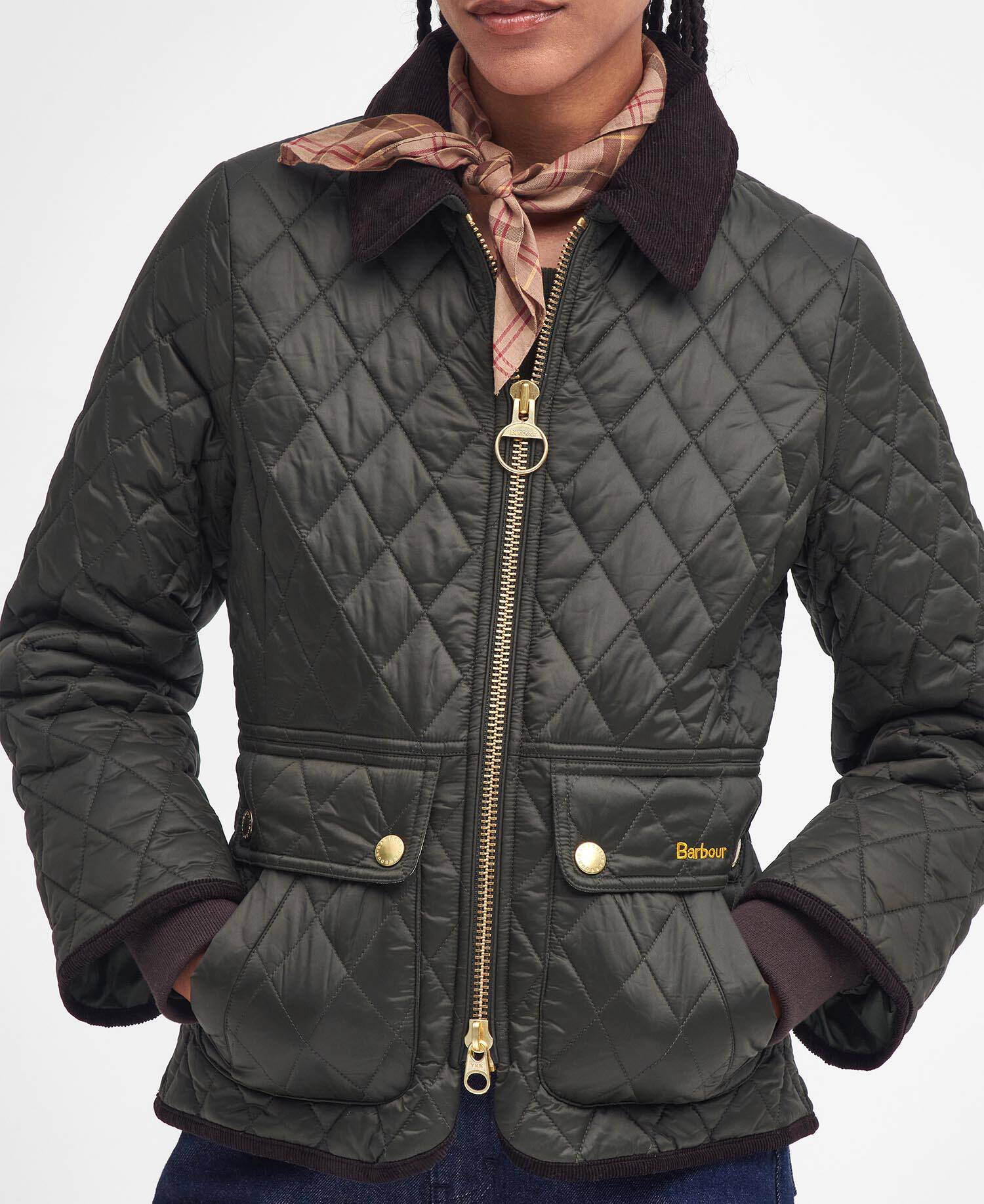 Beadnell Fitted Quilted Jacket image number 5