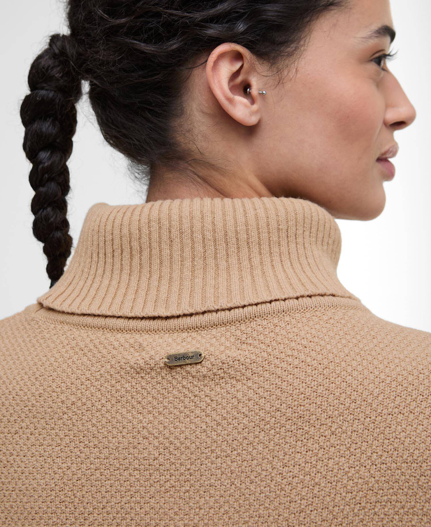 Burne Cape image number 5