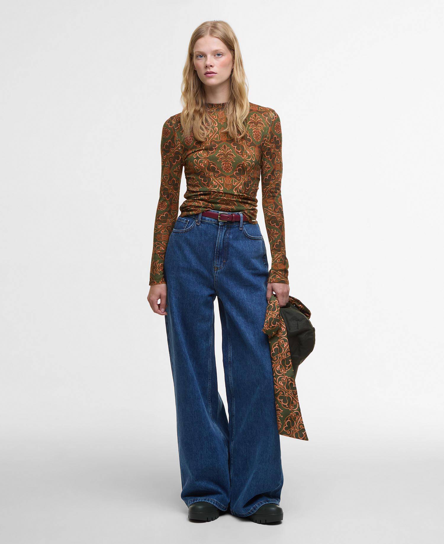 Barbour FARM Rio Luana Long-Sleeved Knitted Top Pineapple Print image number 1