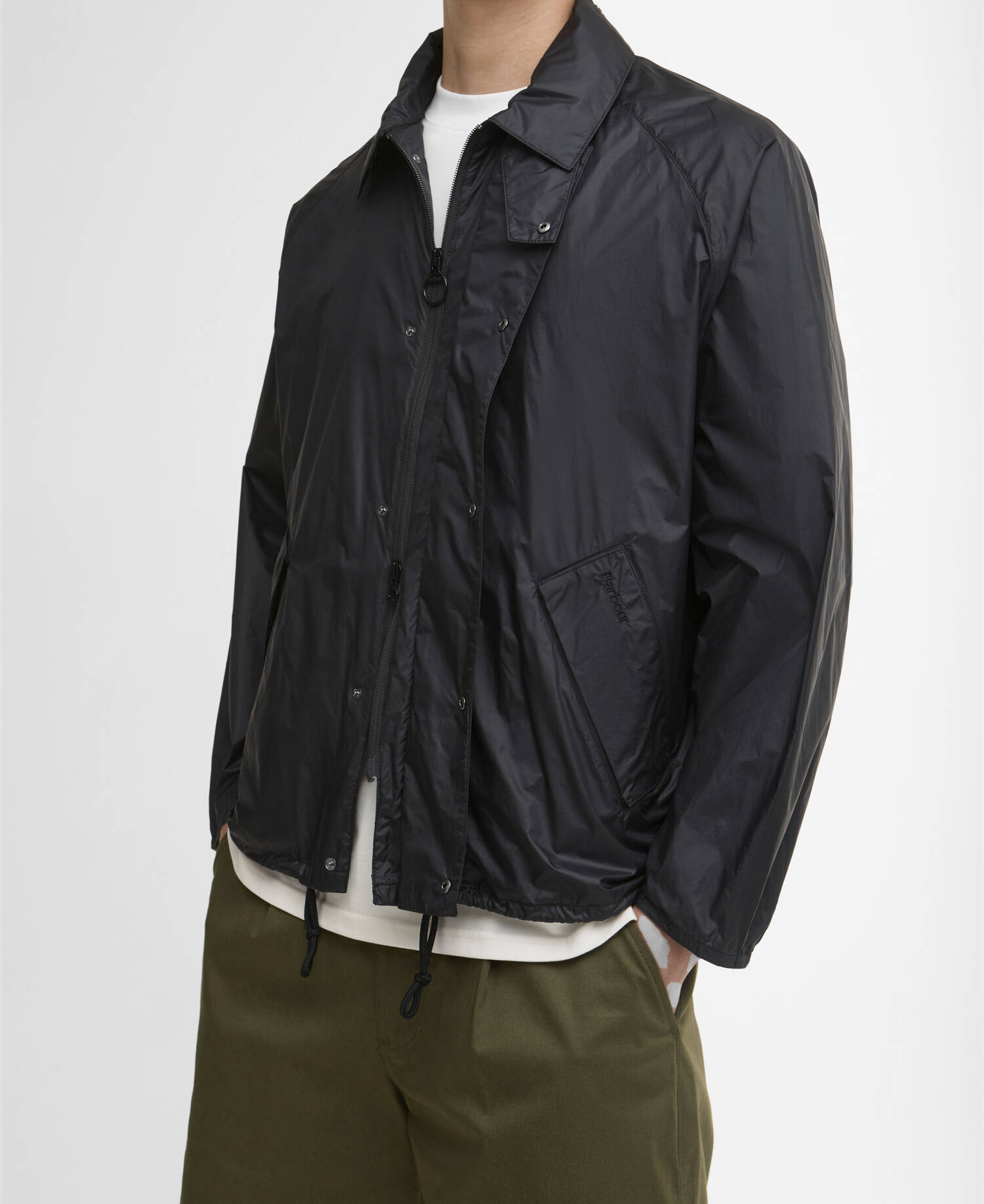 Transport UV Showerproof Jacket Black image number 4