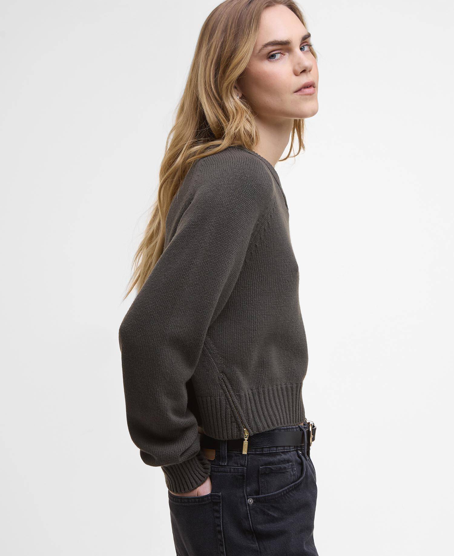 Atlanta V-Neck Jumper image number 3