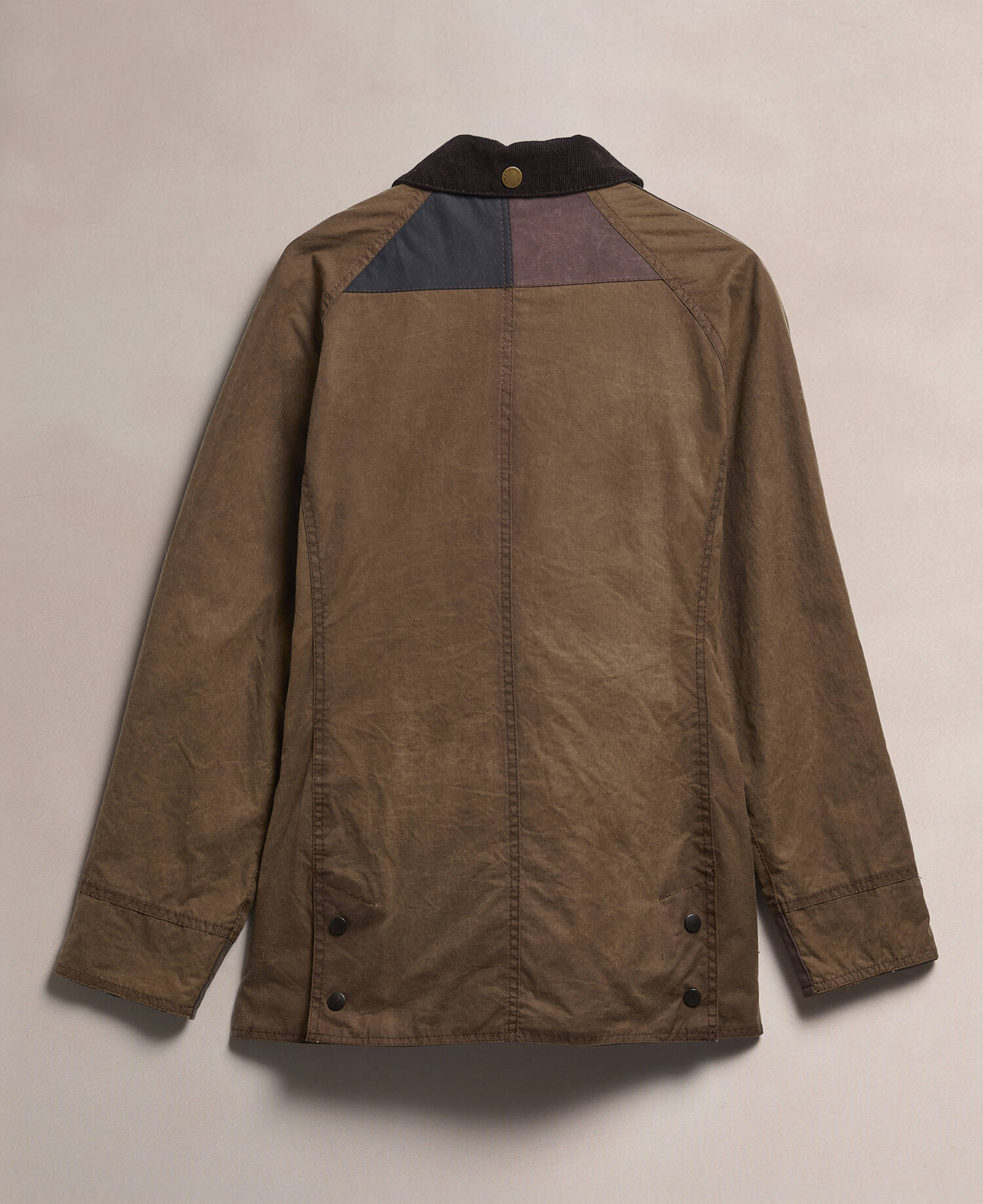 Barbour Re-Loved Women's Beadnell Waxed Jacket image number 2