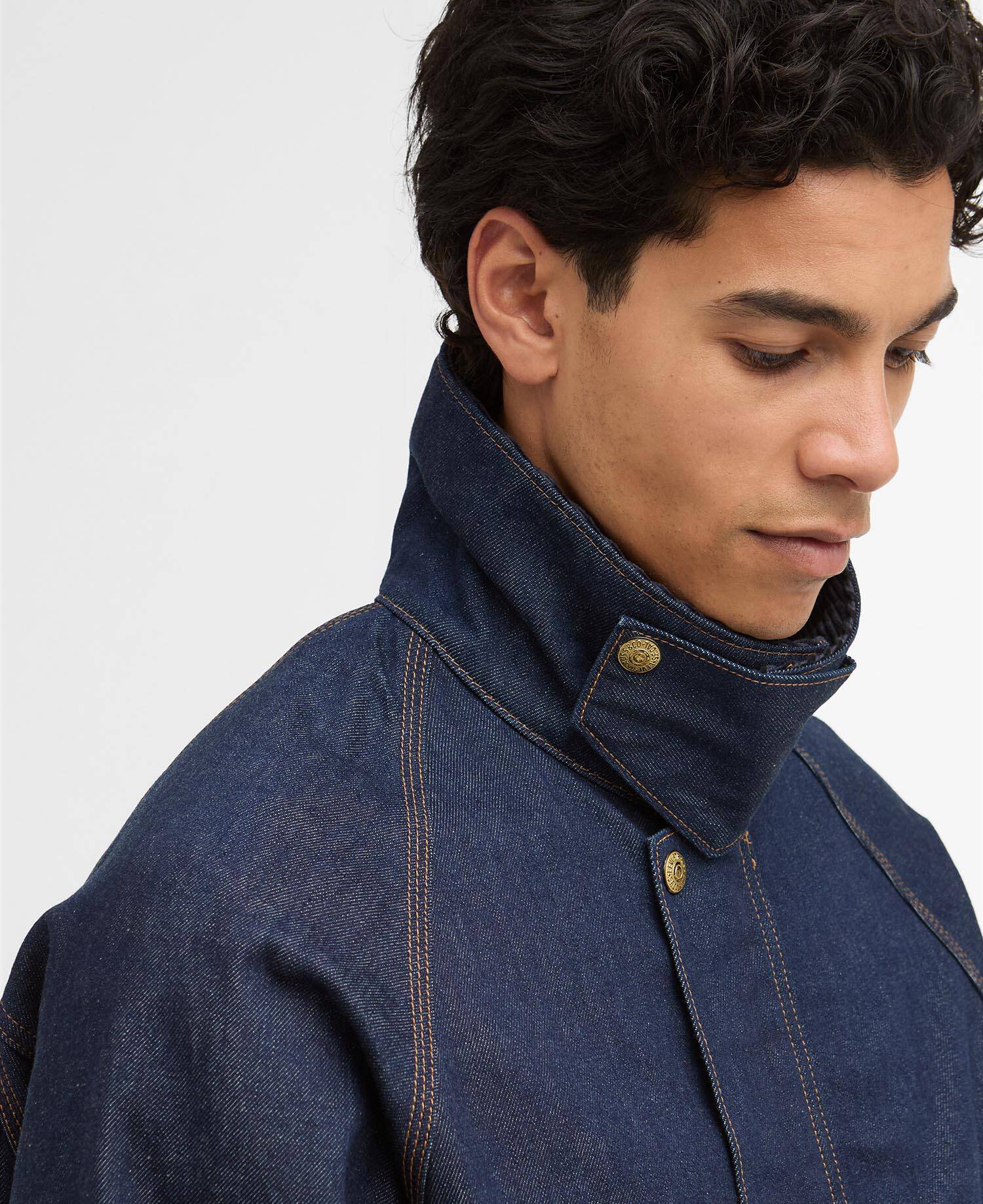 Barbour x Levi's Oversized Bedale Denim Jacket Dark Authentic image number 8