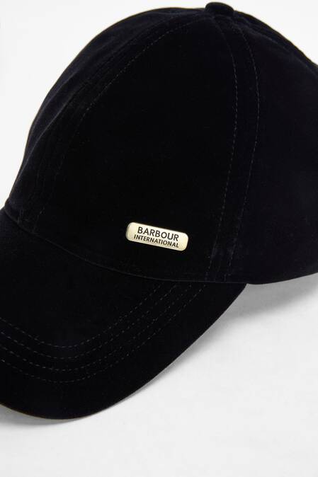 Cecilla Velvet Cap Black