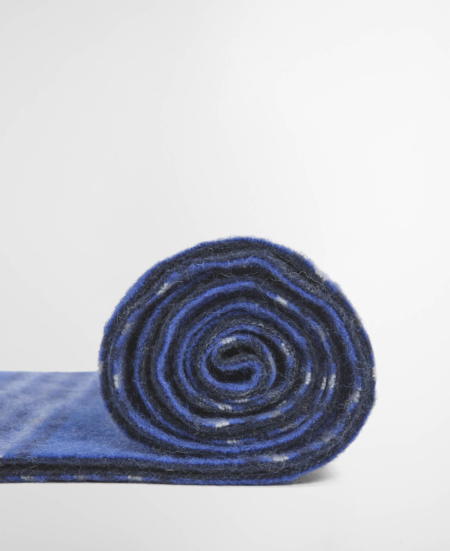 Barbour x ARKET Check Wool Scarf image number 4