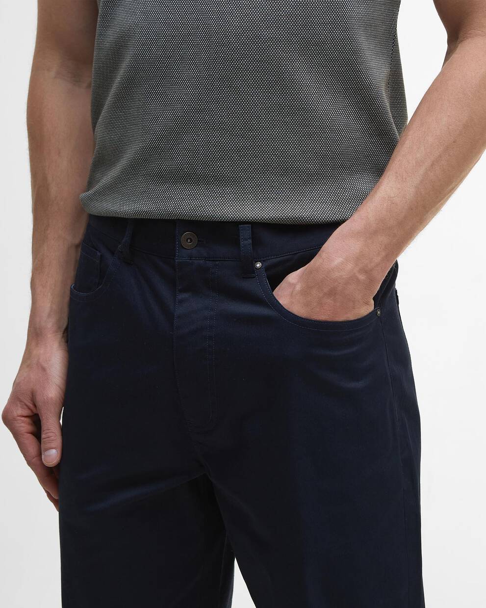 Lightweight Stretch Regular Chinos