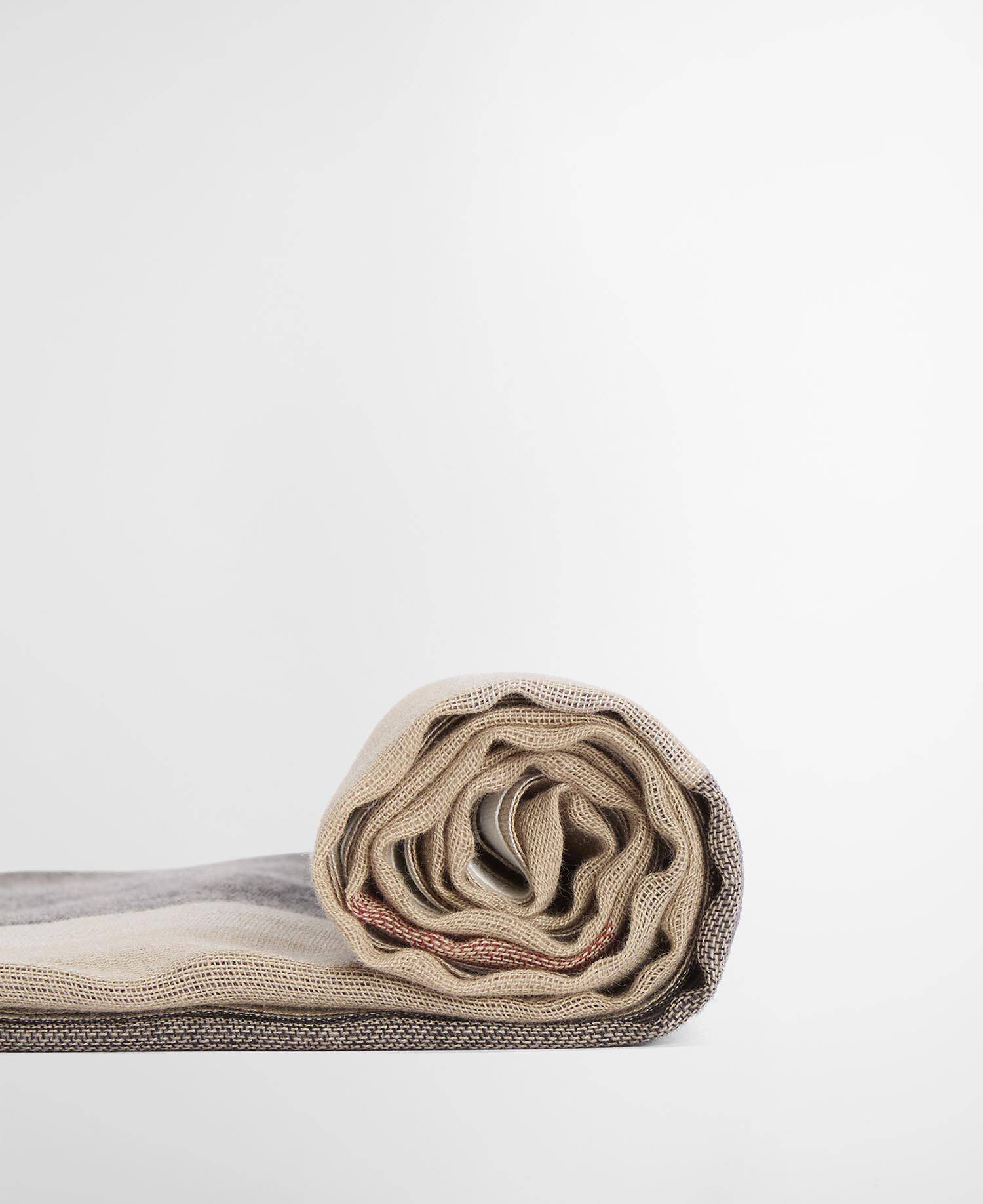 Sciarpa in tartan Esther image number 4